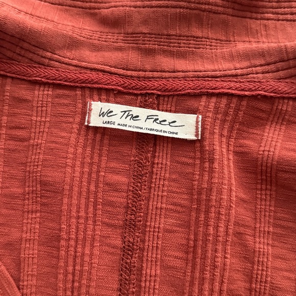 Like New We the Free Henley Longsleeve - Picture 3 of 8